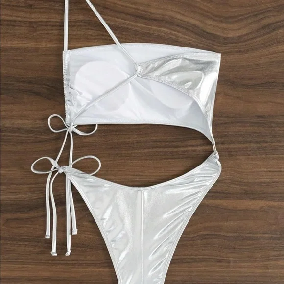 Brand New Shiny Silver One-Piece Swimsuit - SZ L - Picture 4 of 8